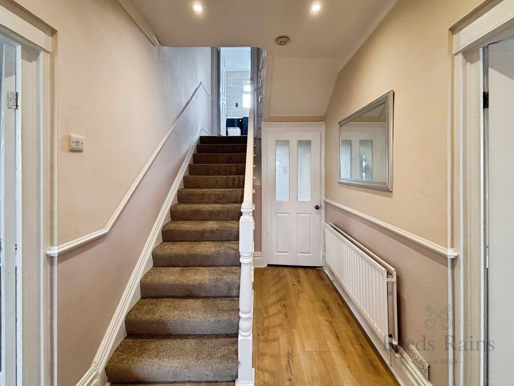 Property photo 2 of 16 Picture No. 06
