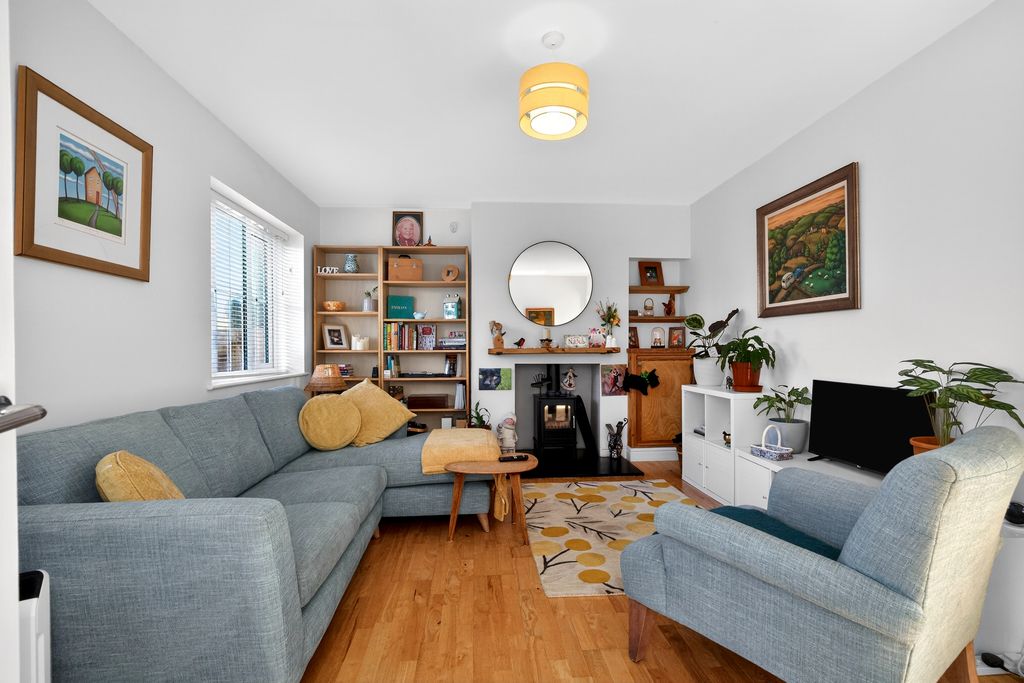 Property photo 2 of 15 Living Room