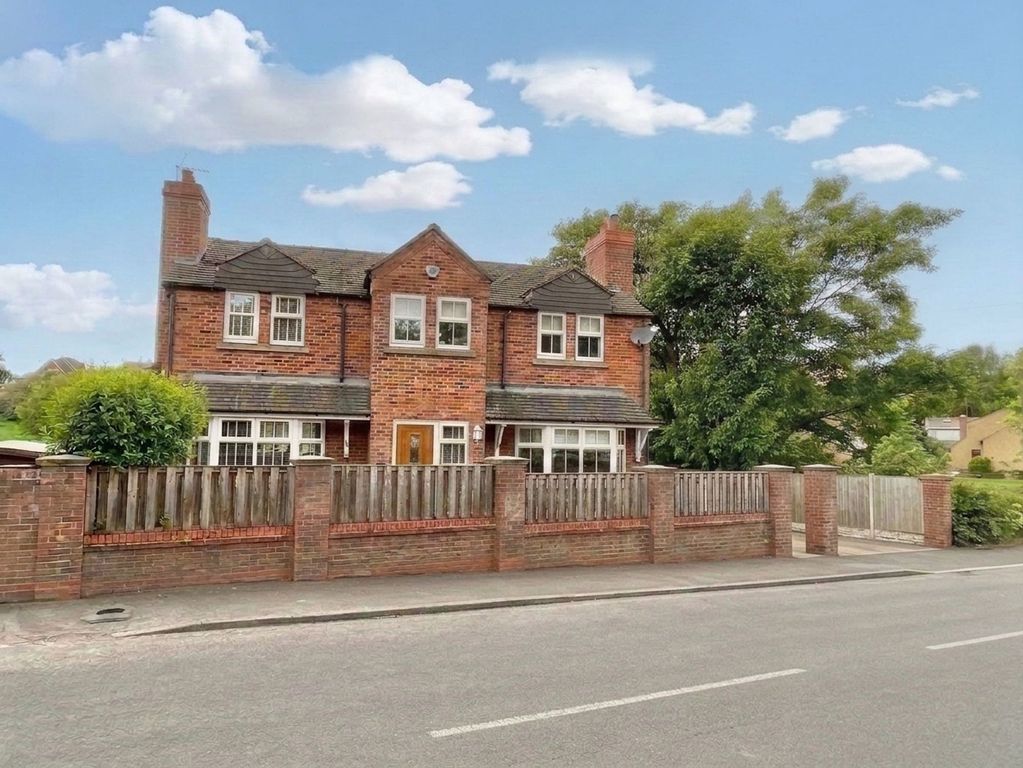 Property photo 1 of 28