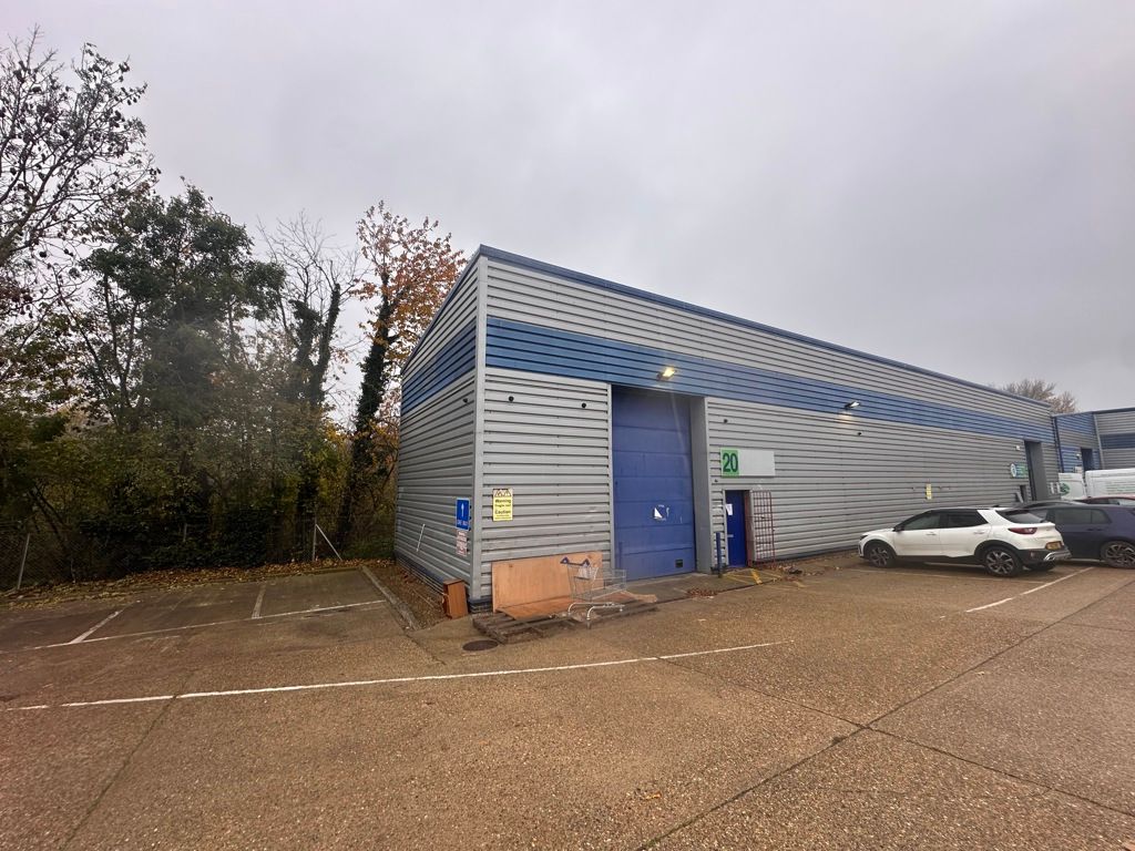 Property photo 1 of 8 Photo 11