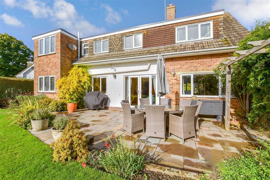 Property photo 3 of 16 Patio / Decking