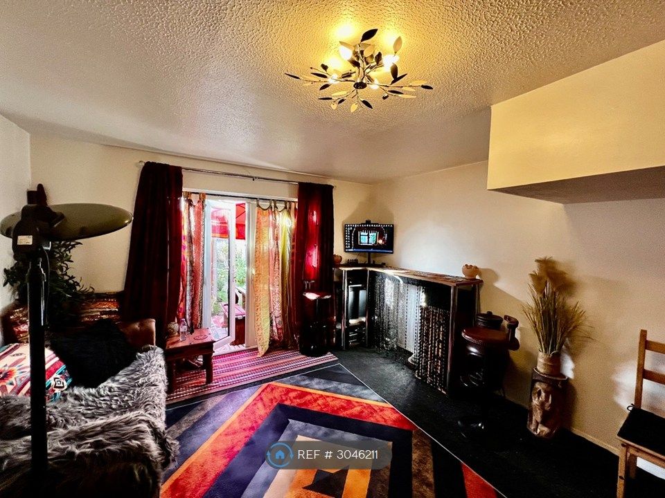 Property photo 3 of 29