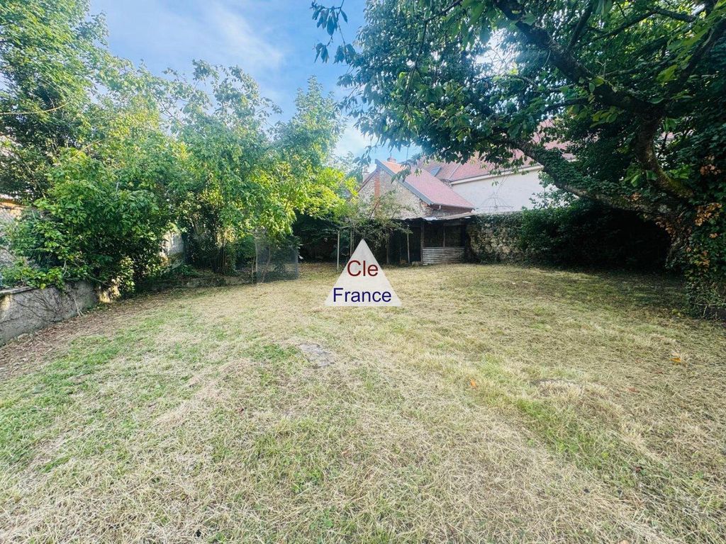 Property photo 3 of 16