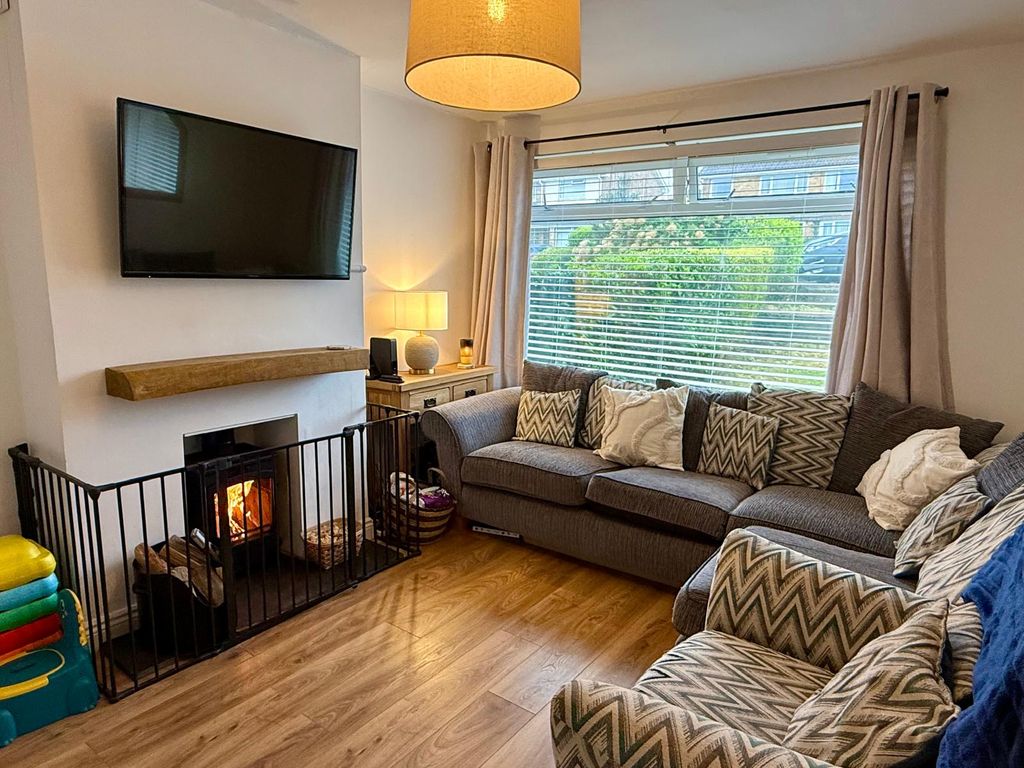 Property photo 3 of 20