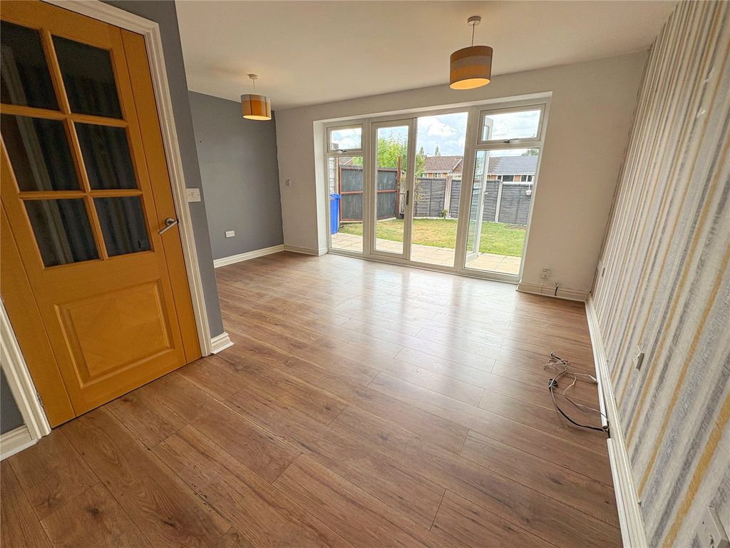 Property photo 3 of 12 Living Room