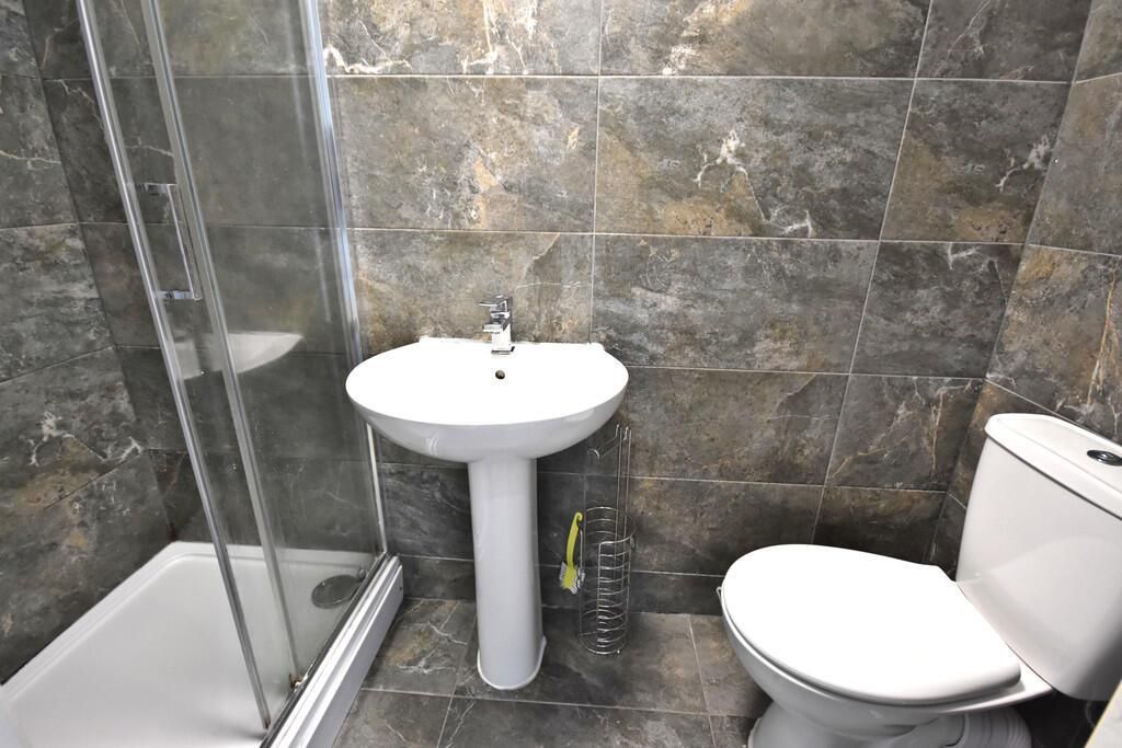 Property photo 3 of 3