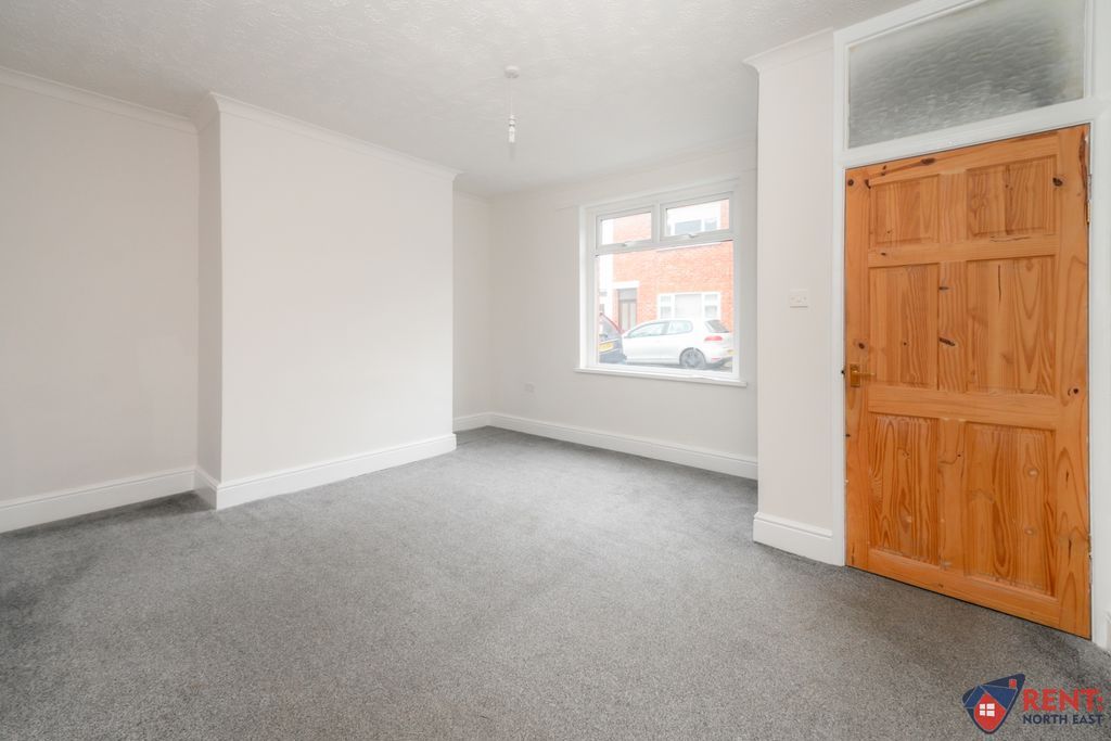 Property photo 3 of 15 Photo 18