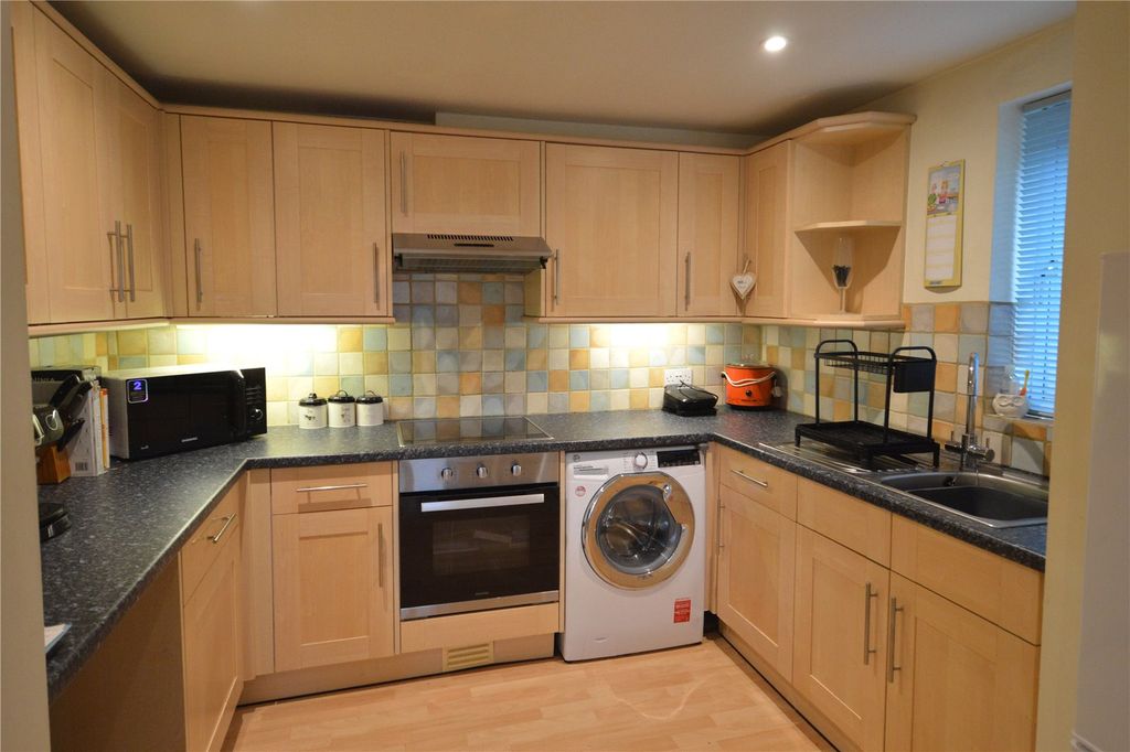 Property photo 3 of 10 Picture No. 19