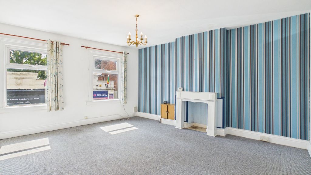 Property photo 2 of 9 3975485