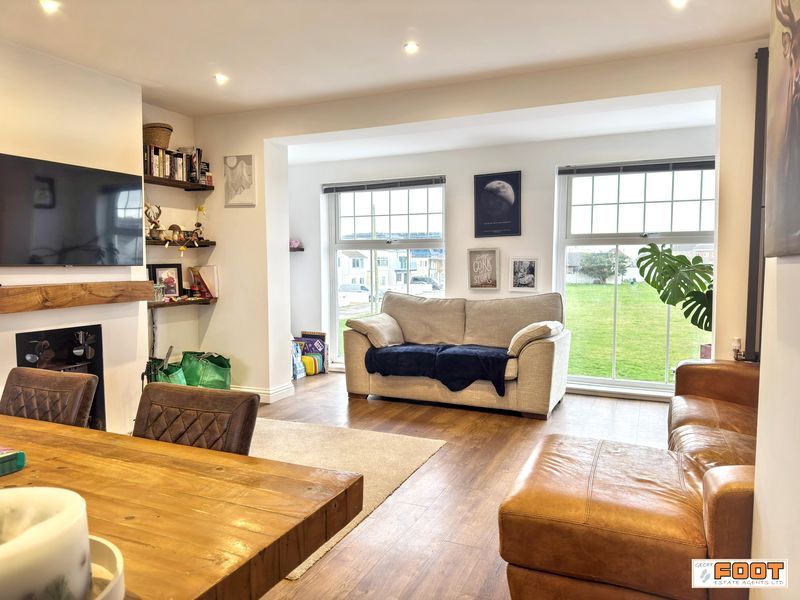 Property photo 2 of 16 Photo 5