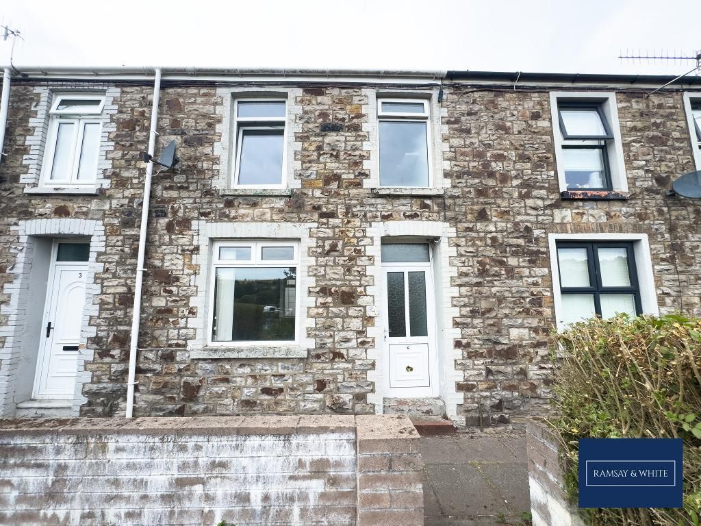 Property photo 1 of 9