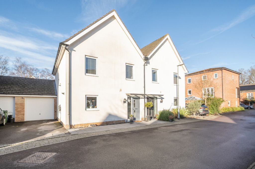 Property photo 1 of 19 1400105-20-6967Ac...