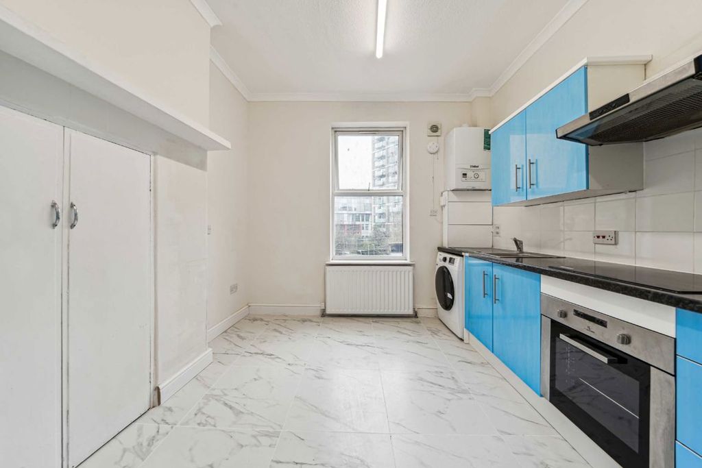 Property photo 3 of 5