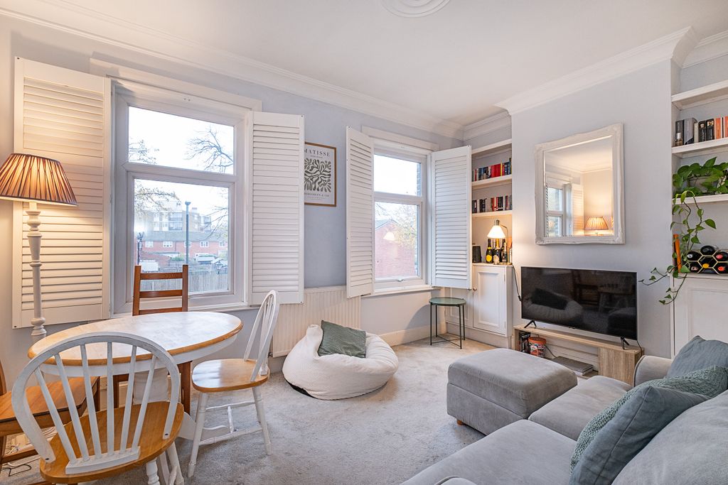 Property photo 1 of 10