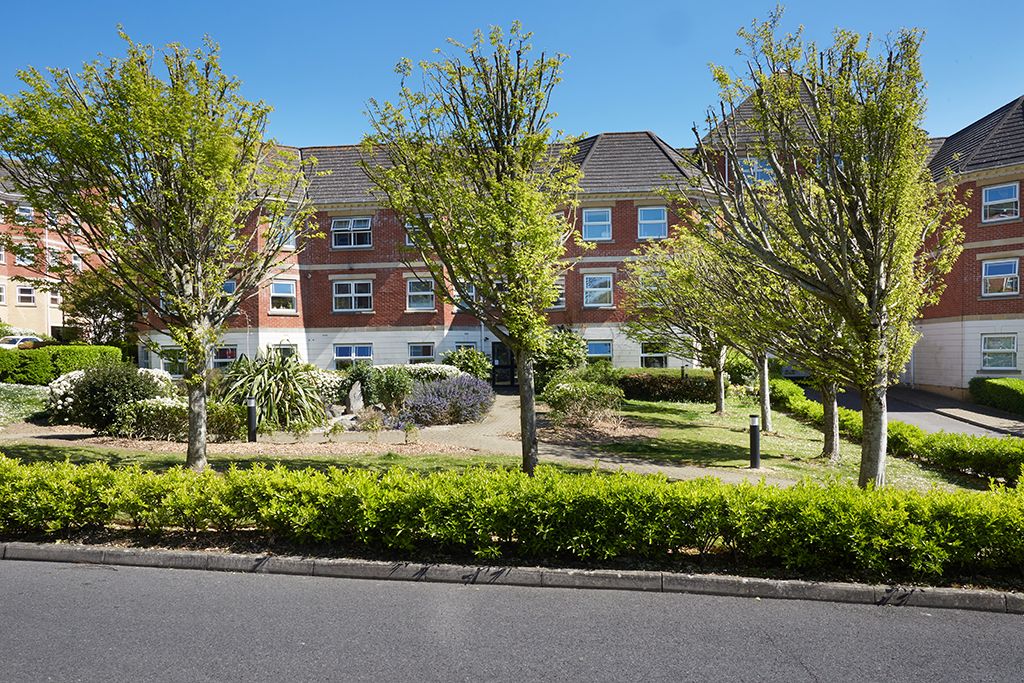 Property photo 1 of 9