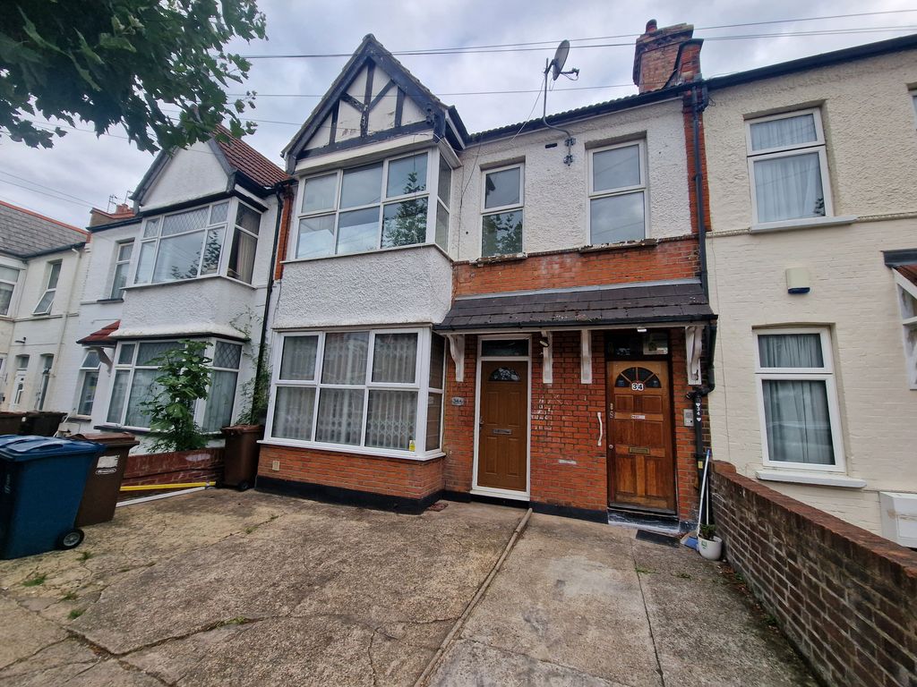 Property photo 1 of 9