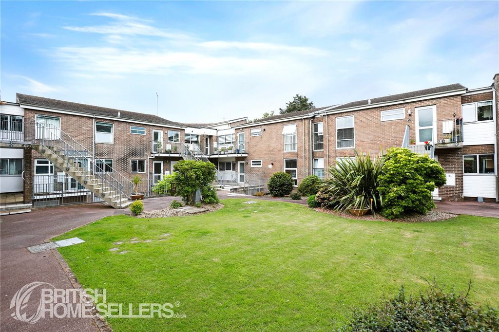 Property photo 1 of 15 Picture No. 04