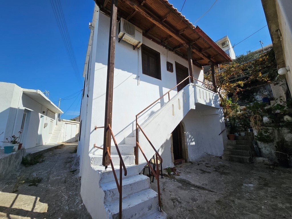 Property photo 1 of 12 For Sale Maisonette 70 m² In Crete