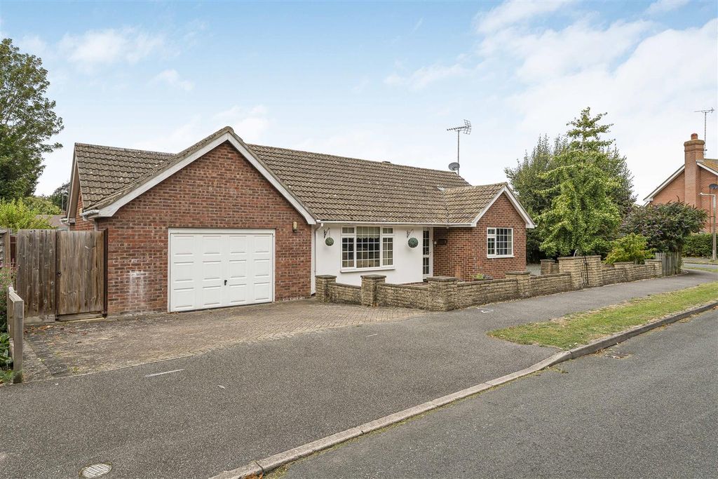 Property photo 1 of 17 19_61742.Jpg