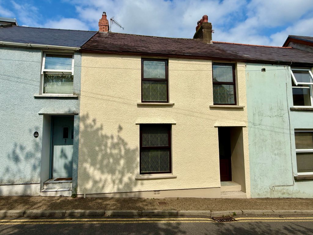 Property photo 1 of 31