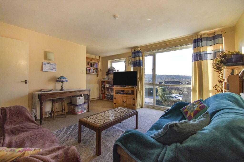 Property photo 2 of 19 Picture No. 10