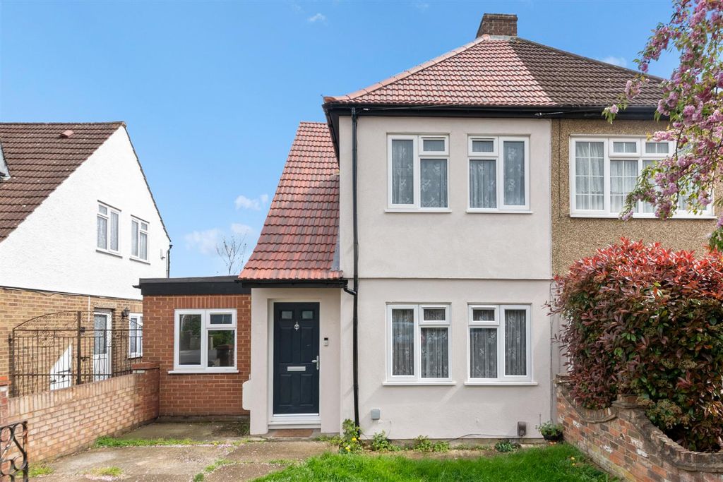 Property photo 1 of 12