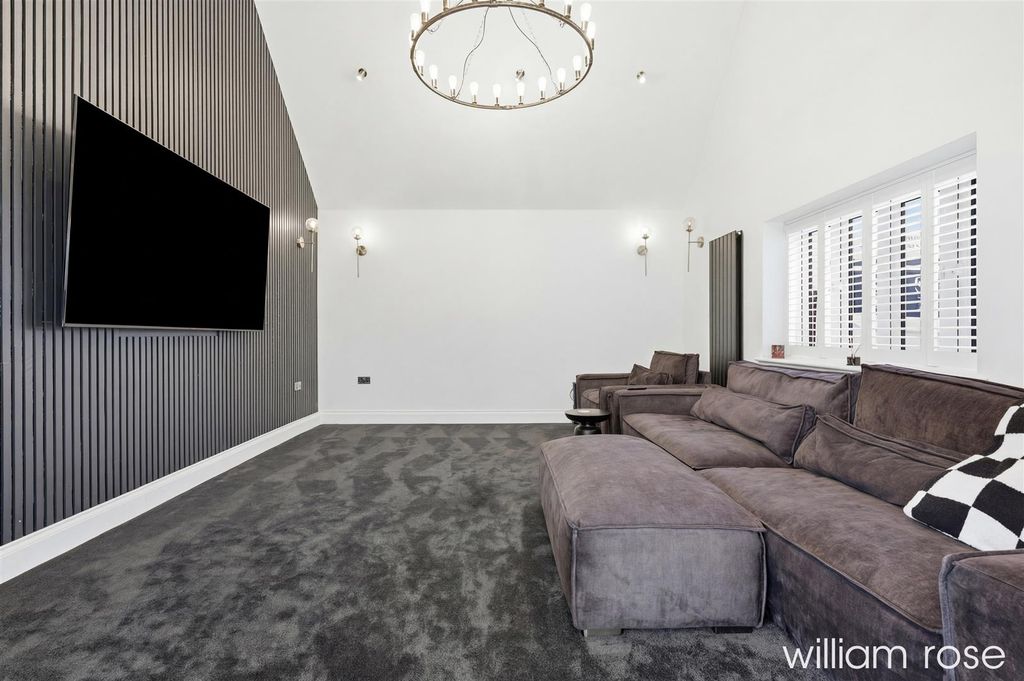 Property photo 3 of 22 40_Img_5580.Jpg