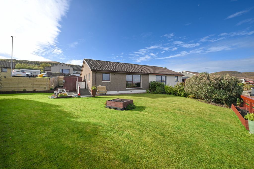 Property photo 1 of 36