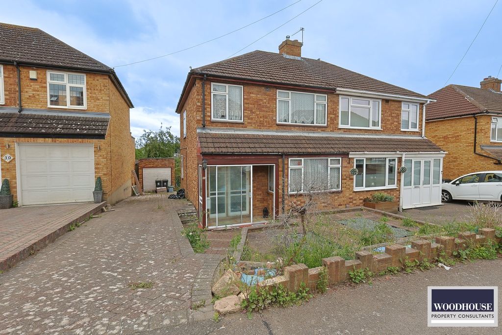 Property photo 1 of 18