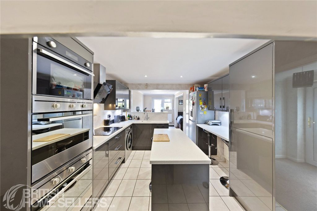 Property photo 2 of 15 Picture No. 07