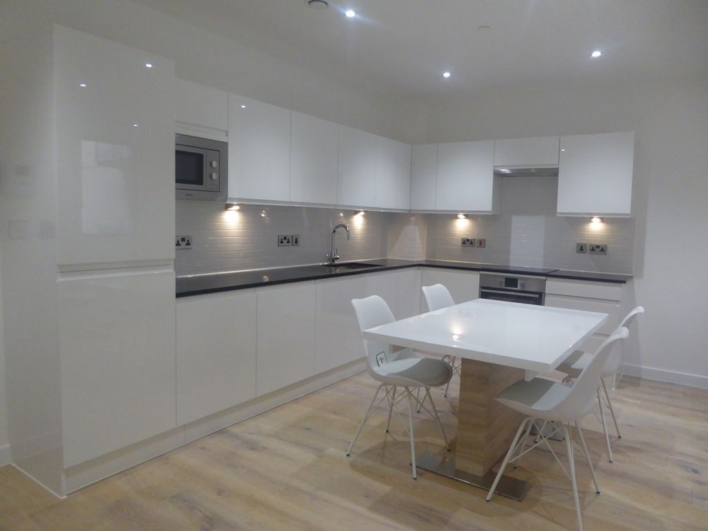 Property photo 3 of 5 Kitchen/Dining Area