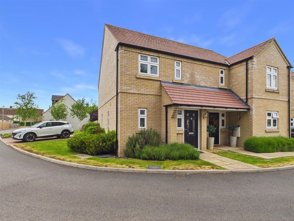 Property photo 1 of 15 The Briers, Easton On The Hill