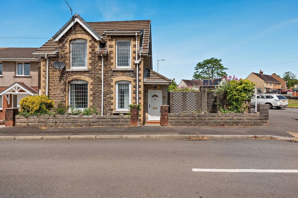 Property photo 1 of 30