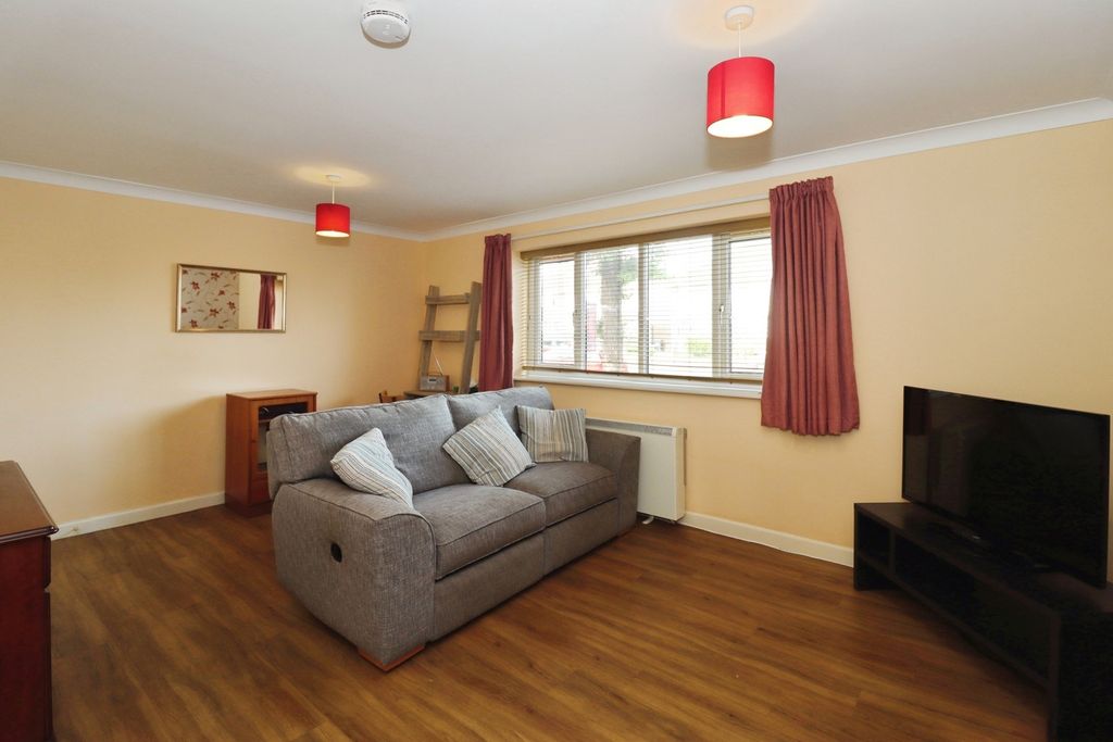 Property photo 3 of 17 Photo