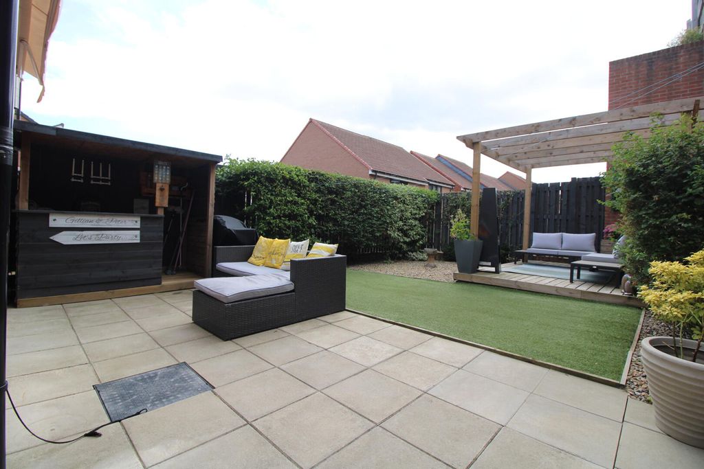 Property photo 2 of 13 Rear Garden