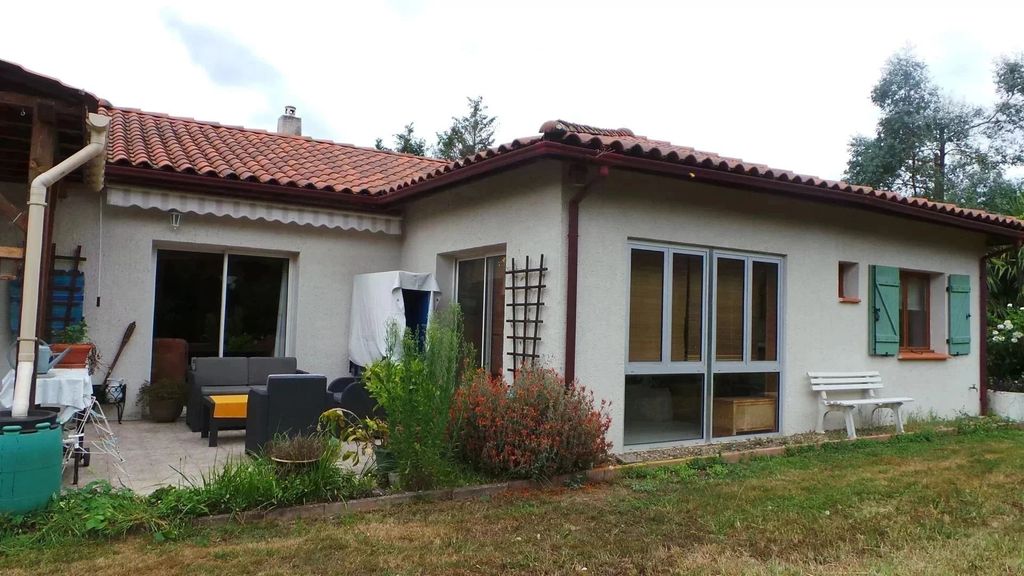 Property photo 1 of 30