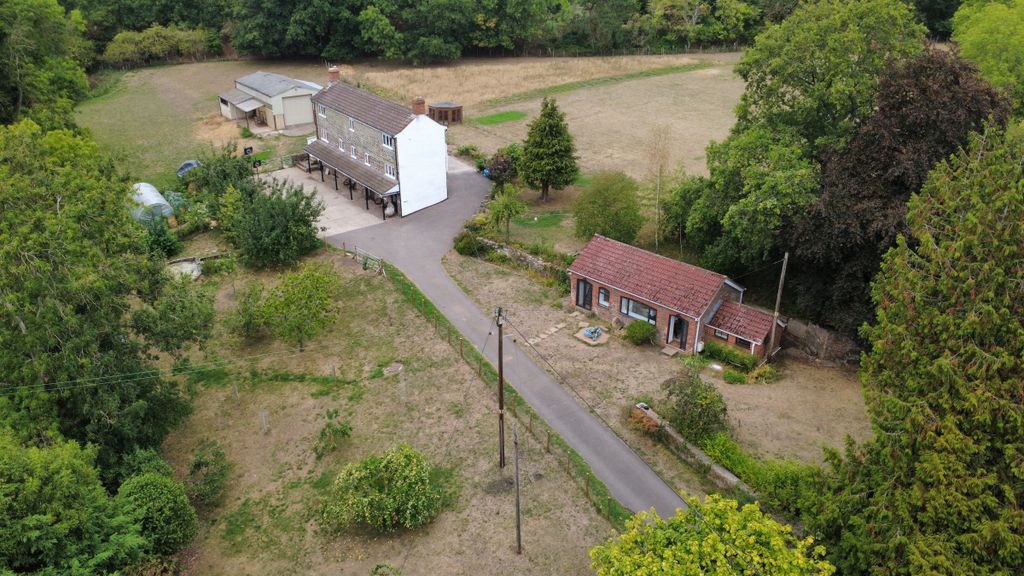 Property photo 1 of 49