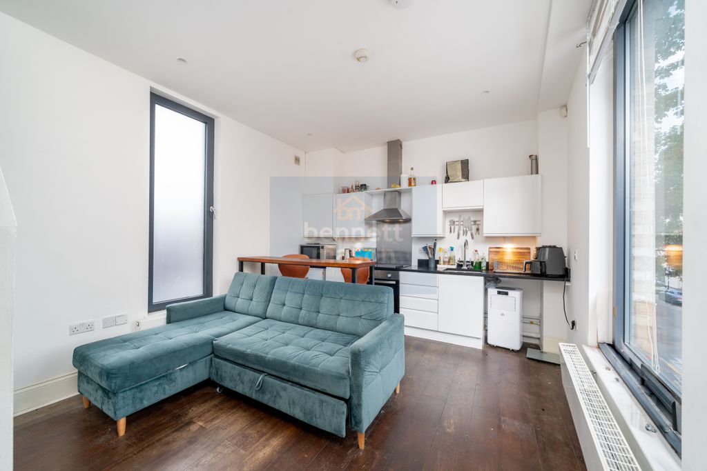 Property photo 1 of 11 Dsc05645-Edit
