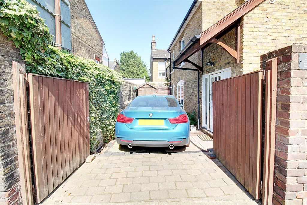 Property photo 3 of 15 Img_5914-Img_5916.Jpg