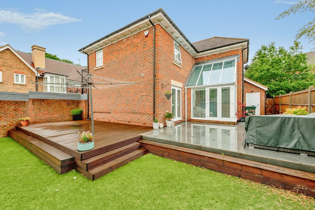 Property photo 1 of 20