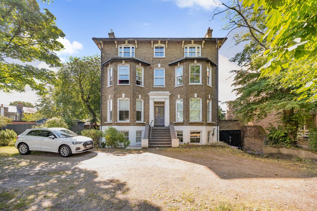 Property photo 2 of 17 External