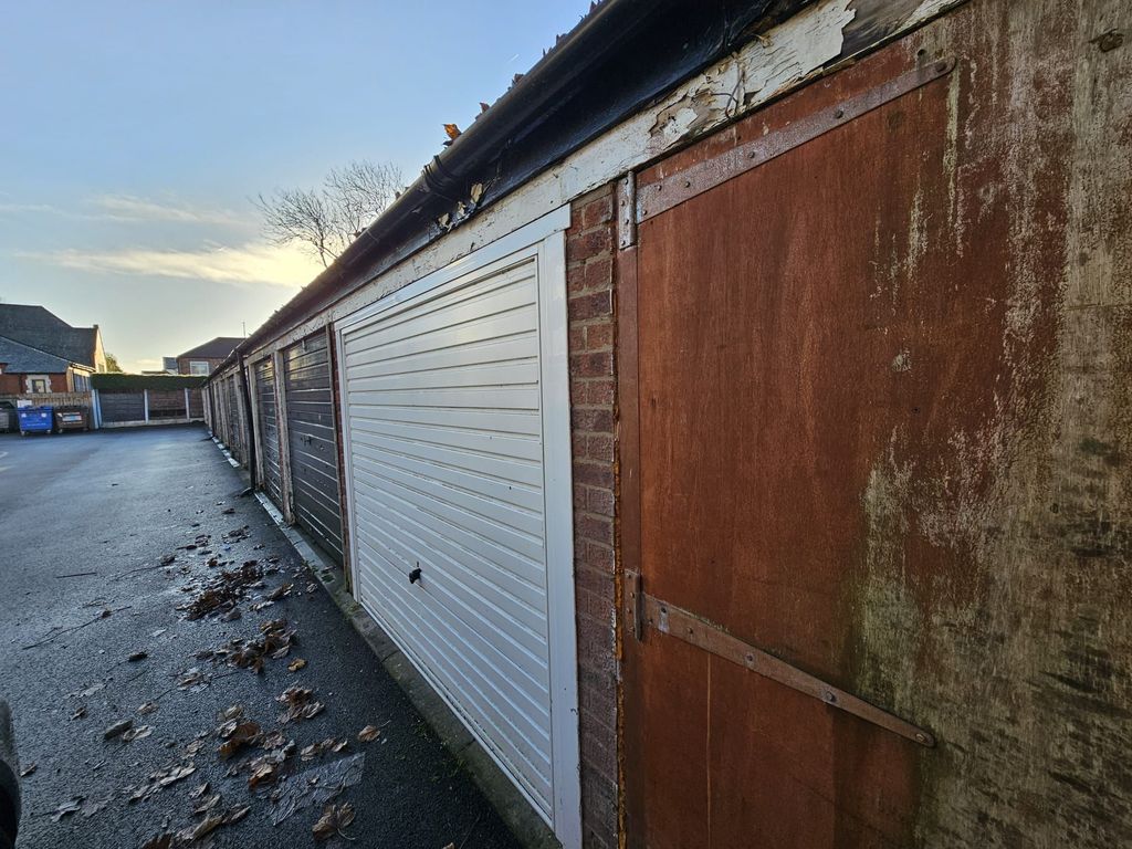 Property photo 1 of 1