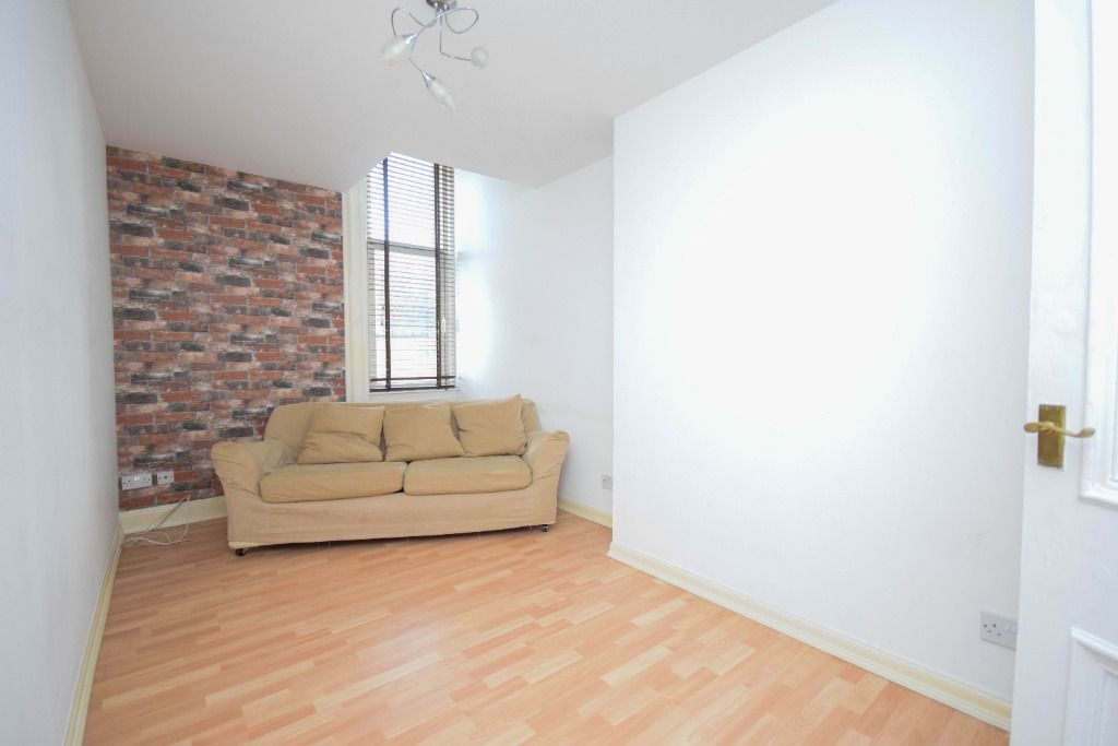 Property photo 2 of 16 Photo 2