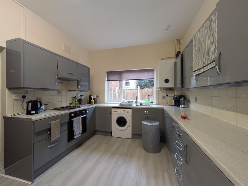 Property photo 2 of 11 Photo 30