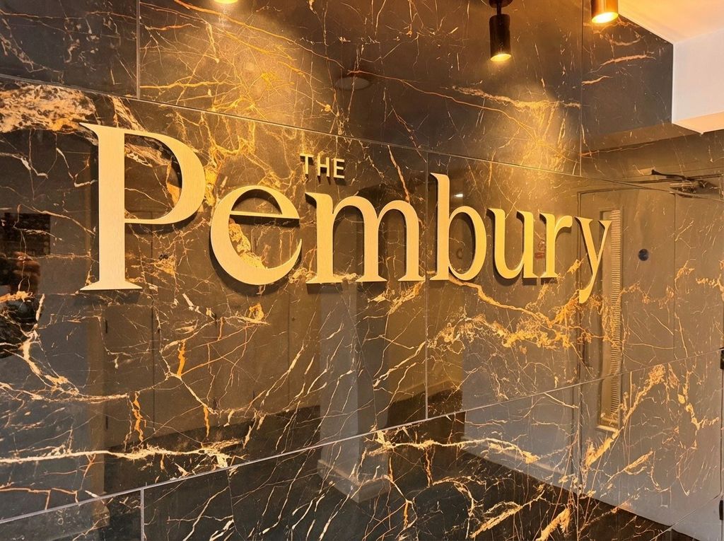 Property photo 2 of 11 Gallery