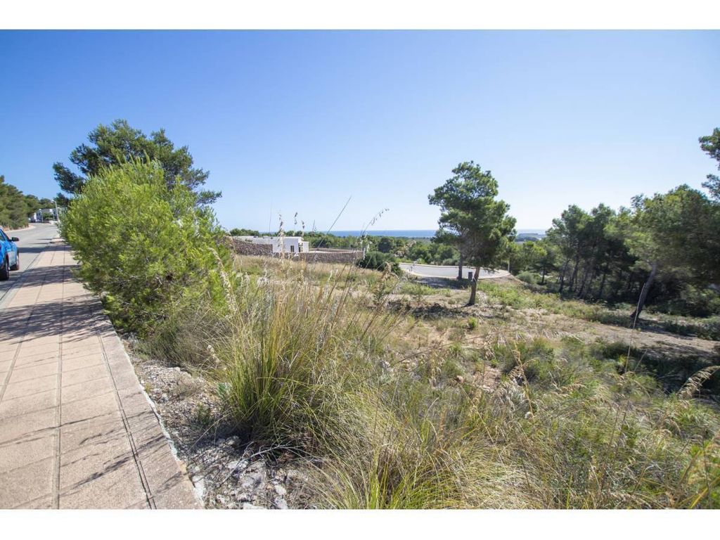Property photo 3 of 4