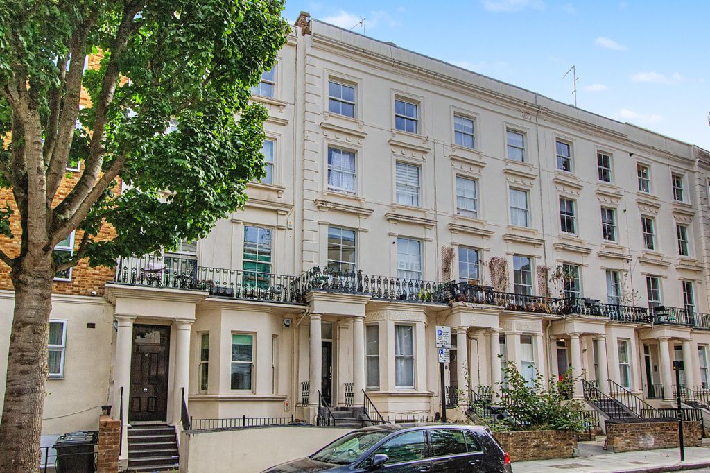 Property photo 1 of 11 Flat E, 31 Belgrave Gardens, St. Johns Wood, London, Nw8 0Re