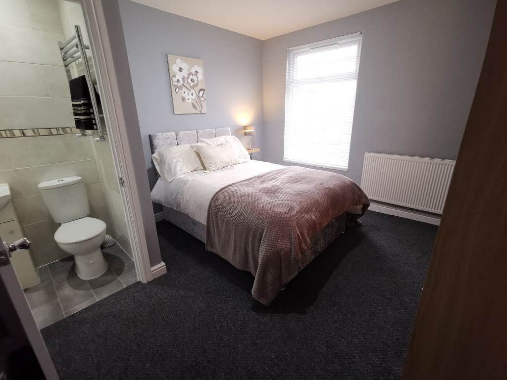 Property photo 1 of 4