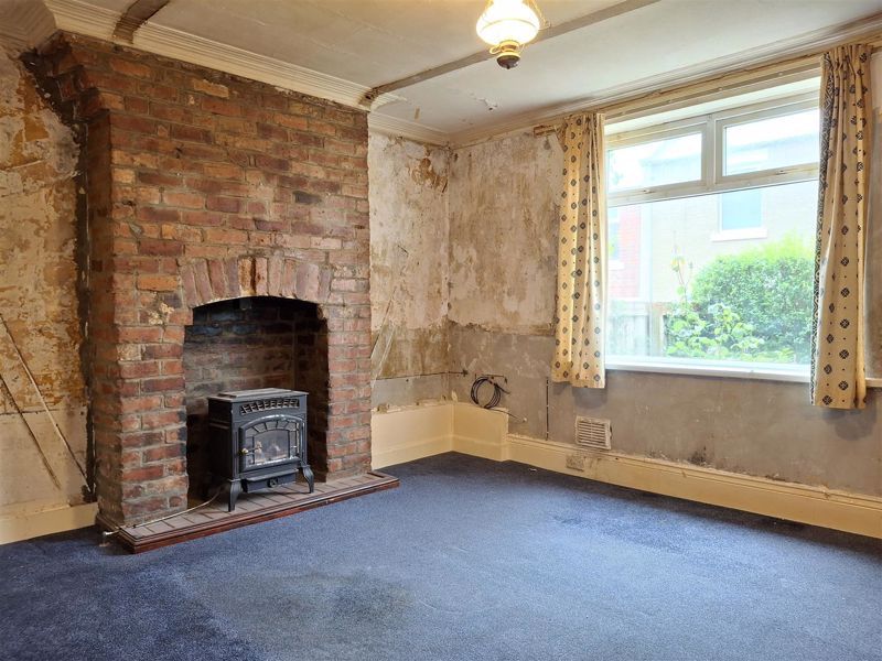 Property photo 2 of 11 Photo 9