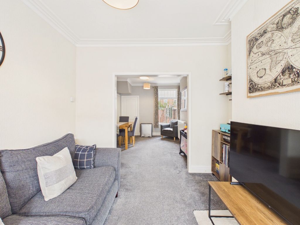 Property photo 2 of 17 5477113